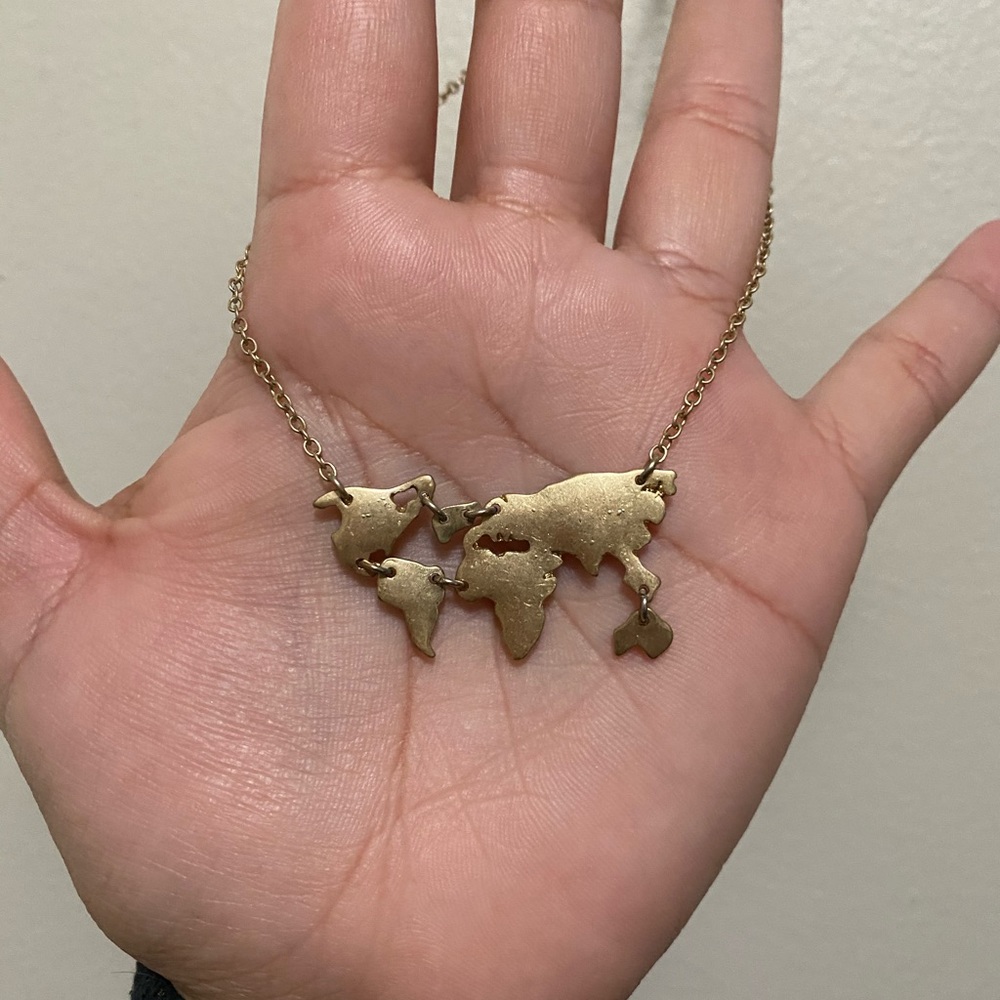 World necklace choker